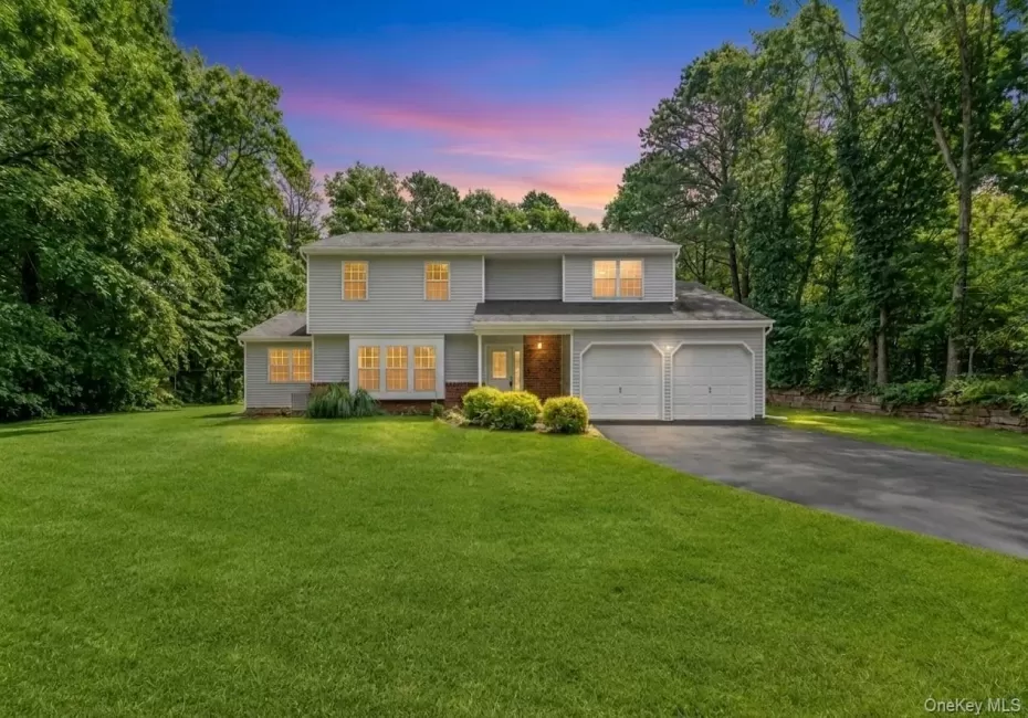 11 Bates Lane, Brookhaven, NY, 4 Bedrooms Bedrooms, 6 Rooms Rooms,2 BathroomsBathrooms,Residential,For Rent,Bates,0,1032928 11 Bates Lane, Brookhaven, NY, 4 Bedrooms Bedrooms, 6 Rooms Rooms,2 BathroomsBathrooms,Residential,For Rent,Bates,0,1032928