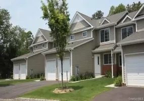33 Stevens Place, Brookhaven, NY, 3 Bedrooms Bedrooms, 9 Rooms Rooms,3 BathroomsBathrooms,Residential Lease,For Rent,Stevens,0,1033299 33 Stevens Place, Brookhaven, NY, 3 Bedrooms Bedrooms, 9 Rooms Rooms,3 BathroomsBathrooms,Residential Lease,For Rent,Stevens,0,1033299