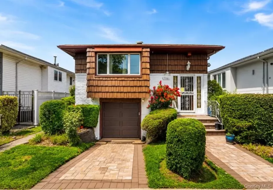 2508 64th Street, New York, NY, 4 Bedrooms Bedrooms, 8 Rooms Rooms,3 BathroomsBathrooms,Residential,For Rent,64th,0,1029885 2508 64th Street, New York, NY, 4 Bedrooms Bedrooms, 8 Rooms Rooms,3 BathroomsBathrooms,Residential,For Rent,64th,0,1029885