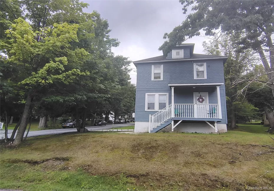 12 Emma Street, Liberty, NY, 3 Bedrooms Bedrooms, 6 Rooms Rooms,1 BathroomBathrooms,Residential,For Rent,Emma,0,1032950 12 Emma Street, Liberty, NY, 3 Bedrooms Bedrooms, 6 Rooms Rooms,1 BathroomBathrooms,Residential,For Rent,Emma,0,1032950