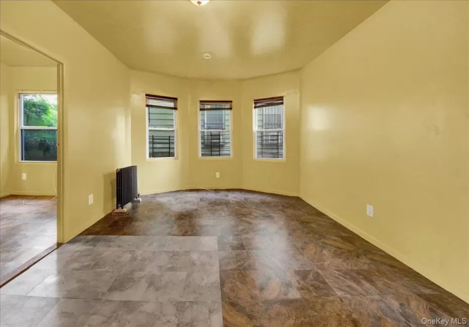 89 Saratoga Avenue, Yonkers, NY, 4 Bedrooms Bedrooms, 5 Rooms Rooms,1 BathroomBathrooms,Residential Lease,For Rent,Saratoga,0,1032955 89 Saratoga Avenue, Yonkers, NY, 4 Bedrooms Bedrooms, 5 Rooms Rooms,1 BathroomBathrooms,Residential Lease,For Rent,Saratoga,0,1032955