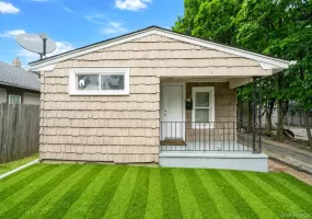 263 Valcour Avenue, Hempstead, NY, 2 Bedrooms Bedrooms, 3 Rooms Rooms,1 BathroomBathrooms,Residential,For Rent,Valcour,0,1033283 263 Valcour Avenue, Hempstead, NY, 2 Bedrooms Bedrooms, 3 Rooms Rooms,1 BathroomBathrooms,Residential,For Rent,Valcour,0,1033283
