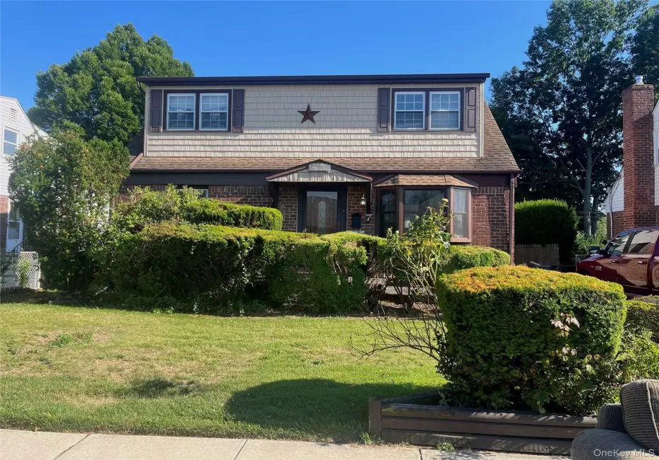 7 Edward Avenue, Oyster Bay, NY, 4 Bedrooms Bedrooms, 7 Rooms Rooms,1 BathroomBathrooms,Residential,For Rent,Edward,0,1032704 7 Edward Avenue, Oyster Bay, NY, 4 Bedrooms Bedrooms, 7 Rooms Rooms,1 BathroomBathrooms,Residential,For Rent,Edward,0,1032704