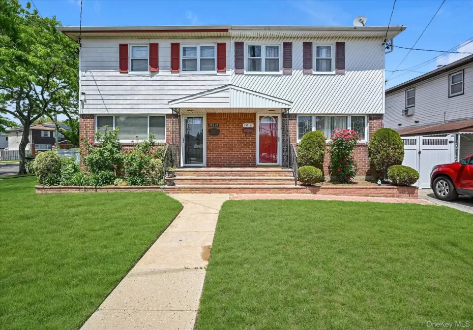 253-27 147th Avenue, New York, NY, 3 Bedrooms Bedrooms, 7 Rooms Rooms,1 BathroomBathrooms,Residential,For Rent,147th,0,1033401 253-27 147th Avenue, New York, NY, 3 Bedrooms Bedrooms, 7 Rooms Rooms,1 BathroomBathrooms,Residential,For Rent,147th,0,1033401