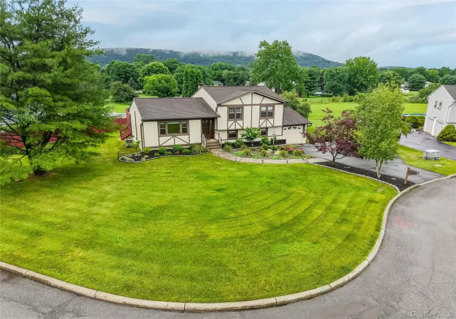 23 Buckingham Place, Blooming Grove, NY, 4 Bedrooms Bedrooms, 8 Rooms Rooms,2 BathroomsBathrooms,Residential,For Rent,Buckingham,0,1031191 23 Buckingham Place, Blooming Grove, NY, 4 Bedrooms Bedrooms, 8 Rooms Rooms,2 BathroomsBathrooms,Residential,For Rent,Buckingham,0,1031191