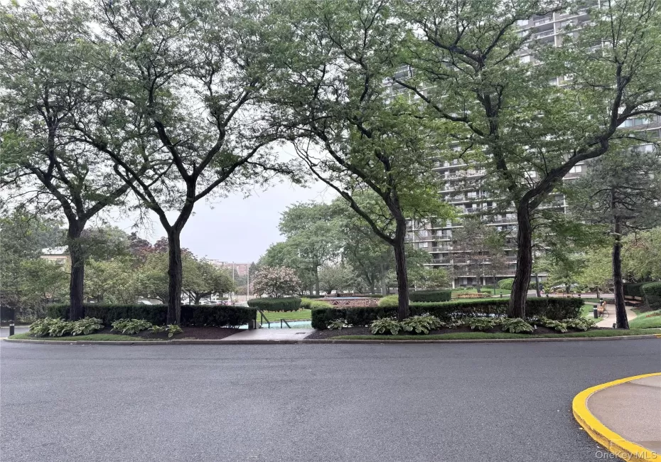1 Bay Club Drive, New York, NY, 1 Bedroom Bedrooms, 4 Rooms Rooms,1 BathroomBathrooms,Residential Lease,For Rent,Bay Club,0,1032678 1 Bay Club Drive, New York, NY, 1 Bedroom Bedrooms, 4 Rooms Rooms,1 BathroomBathrooms,Residential Lease,For Rent,Bay Club,0,1032678