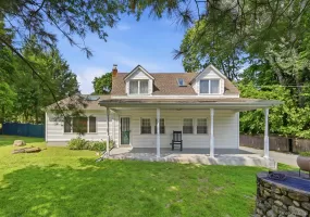 740 Western Highway, Orangetown, NY, 3 Bedrooms Bedrooms, 6 Rooms Rooms,2 BathroomsBathrooms,Residential Lease,For Rent,Western,0,1032220 740 Western Highway, Orangetown, NY, 3 Bedrooms Bedrooms, 6 Rooms Rooms,2 BathroomsBathrooms,Residential Lease,For Rent,Western,0,1032220