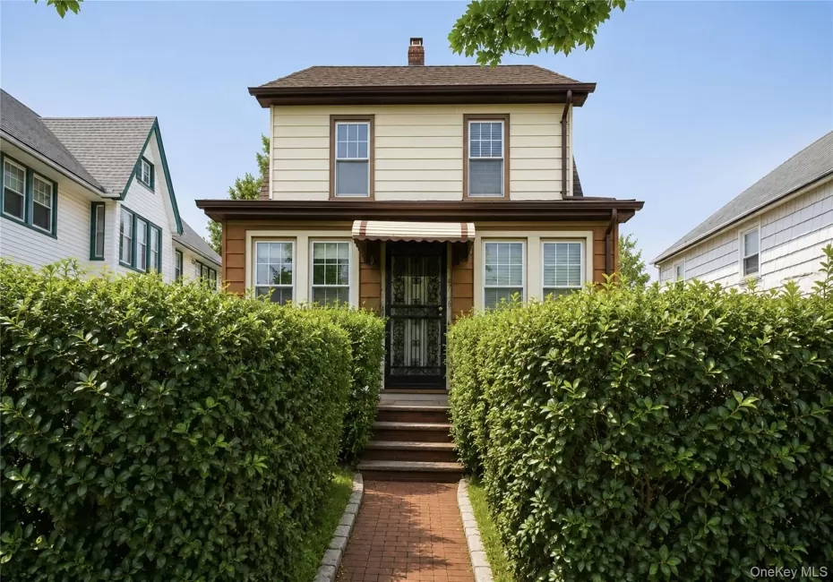 147-27 20th Avenue, New York, NY, 4 Bedrooms Bedrooms, 9 Rooms Rooms,1 BathroomBathrooms,Residential,For Rent,20th,0,1033178 147-27 20th Avenue, New York, NY, 4 Bedrooms Bedrooms, 9 Rooms Rooms,1 BathroomBathrooms,Residential,For Rent,20th,0,1033178