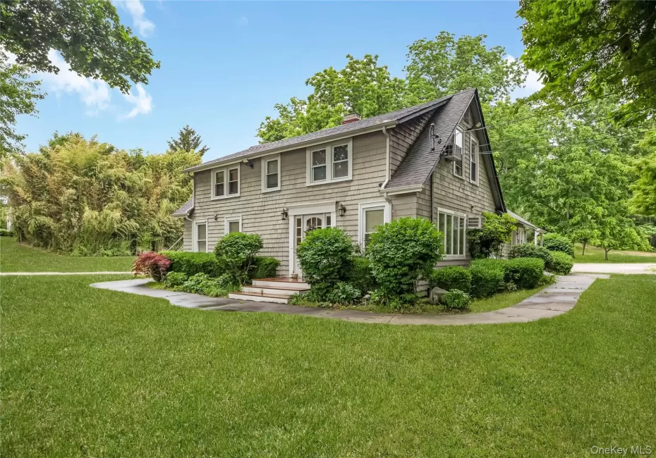 645 Middle Country Road, Brookhaven, NY, 3 Bedrooms Bedrooms, 7 Rooms Rooms,Residential,For Rent,Middle Country,0,1033309 645 Middle Country Road, Brookhaven, NY, 3 Bedrooms Bedrooms, 7 Rooms Rooms,Residential,For Rent,Middle Country,0,1033309