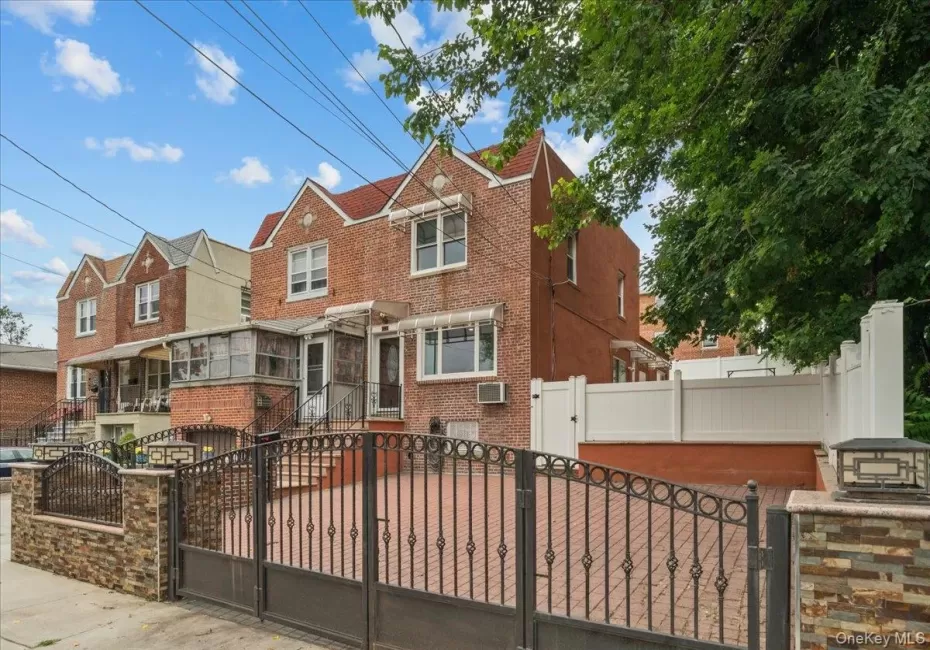 2351 Kingsland Avenue, New York, NY, 3 Bedrooms Bedrooms, 6 Rooms Rooms,1 BathroomBathrooms,Residential,For Rent,Kingsland,0,1033312 2351 Kingsland Avenue, New York, NY, 3 Bedrooms Bedrooms, 6 Rooms Rooms,1 BathroomBathrooms,Residential,For Rent,Kingsland,0,1033312