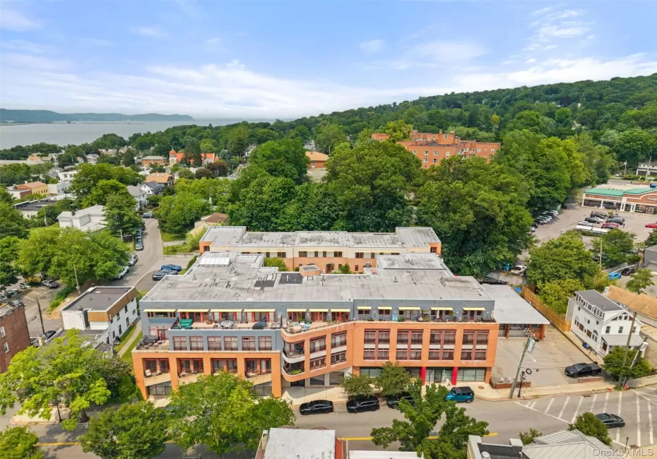 45 Main Street, Greenburgh, NY, 3 Bedrooms Bedrooms, 6 Rooms Rooms,2 BathroomsBathrooms,Residential,For Rent,Main,0,1026349 45 Main Street, Greenburgh, NY, 3 Bedrooms Bedrooms, 6 Rooms Rooms,2 BathroomsBathrooms,Residential,For Rent,Main,0,1026349