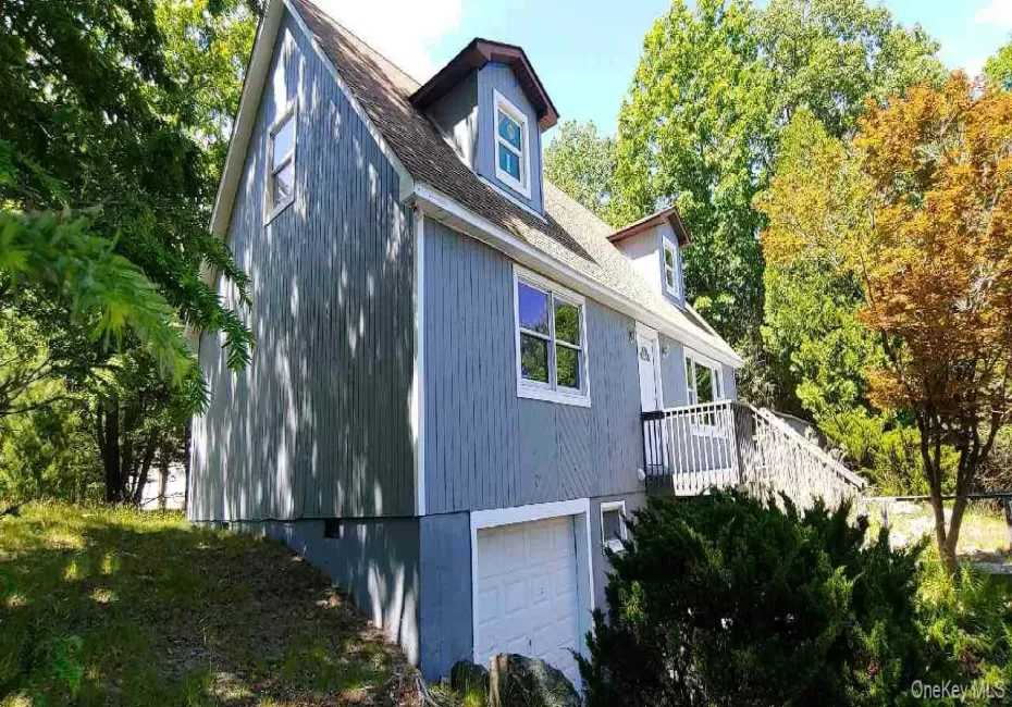 19 Manchester Road, Thompson, NY, 4 Bedrooms Bedrooms, 9 Rooms Rooms,3 BathroomsBathrooms,Residential,For Rent,Manchester,0,1018726 19 Manchester Road, Thompson, NY, 4 Bedrooms Bedrooms, 9 Rooms Rooms,3 BathroomsBathrooms,Residential,For Rent,Manchester,0,1018726