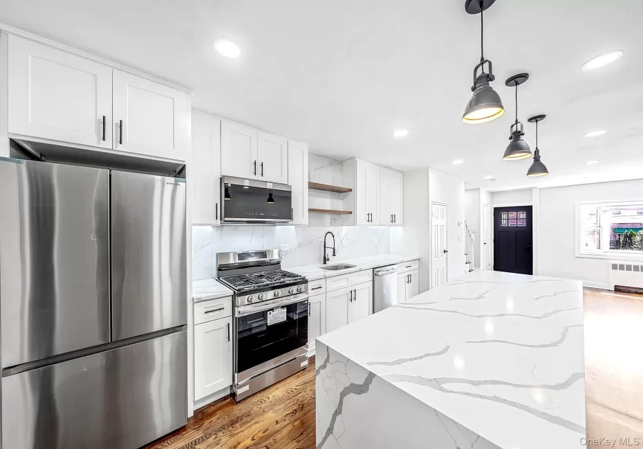 4059 Paulding Avenue, New York, NY, 5 Bedrooms Bedrooms, 7 Rooms Rooms,2 BathroomsBathrooms,Residential,For Rent,Paulding,0,1033479 4059 Paulding Avenue, New York, NY, 5 Bedrooms Bedrooms, 7 Rooms Rooms,2 BathroomsBathrooms,Residential,For Rent,Paulding,0,1033479