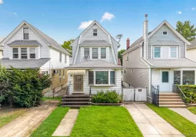 7129 Manse Street, New York, NY, 3 Bedrooms Bedrooms, 8 Rooms Rooms,1 BathroomBathrooms,Residential,For Rent,Manse,0,1033288 7129 Manse Street, New York, NY, 3 Bedrooms Bedrooms, 8 Rooms Rooms,1 BathroomBathrooms,Residential,For Rent,Manse,0,1033288