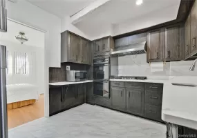 10762 106th Street, New York, NY, 4 Bedrooms Bedrooms, 7 Rooms Rooms,2 BathroomsBathrooms,Residential,For Rent,106th,0,1033551 10762 106th Street, New York, NY, 4 Bedrooms Bedrooms, 7 Rooms Rooms,2 BathroomsBathrooms,Residential,For Rent,106th,0,1033551