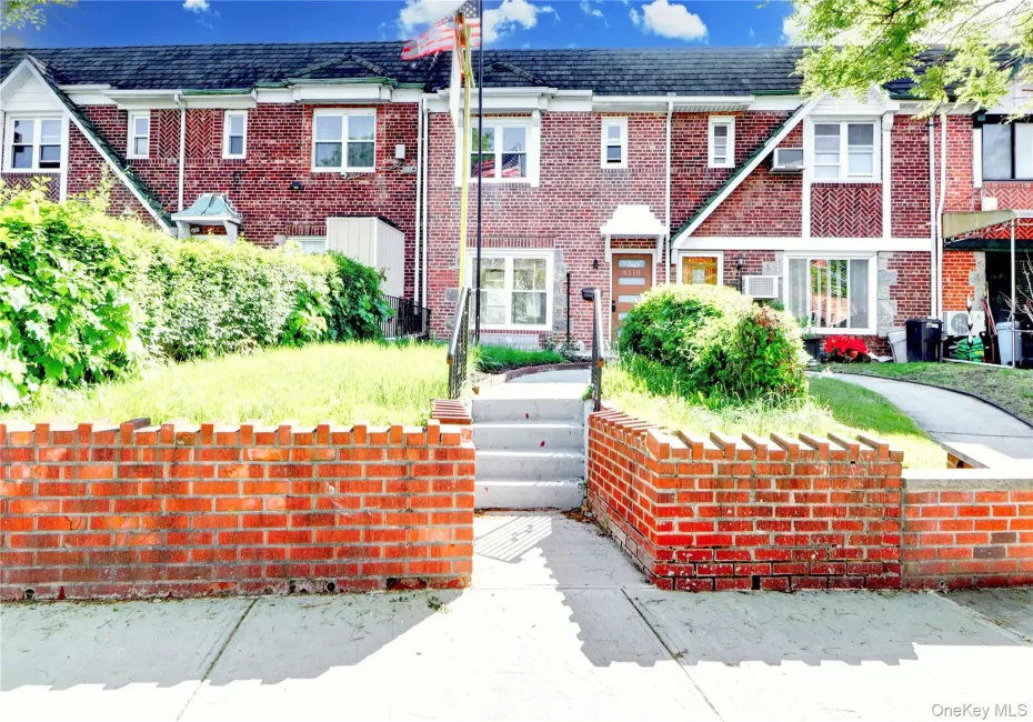 6110 84th Street, New York, NY, 3 Bedrooms Bedrooms, 8 Rooms Rooms,1 BathroomBathrooms,Residential,For Rent,84th,0,1033623 6110 84th Street, New York, NY, 3 Bedrooms Bedrooms, 8 Rooms Rooms,1 BathroomBathrooms,Residential,For Rent,84th,0,1033623