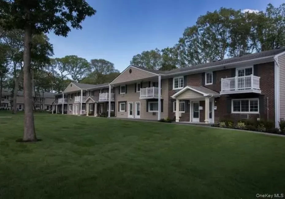 5 Exeter Place, Brookhaven, NY, 1 Bedroom Bedrooms, 4 Rooms Rooms,1 BathroomBathrooms,Residential Lease,For Rent,Exeter,0,1033785 5 Exeter Place, Brookhaven, NY, 1 Bedroom Bedrooms, 4 Rooms Rooms,1 BathroomBathrooms,Residential Lease,For Rent,Exeter,0,1033785