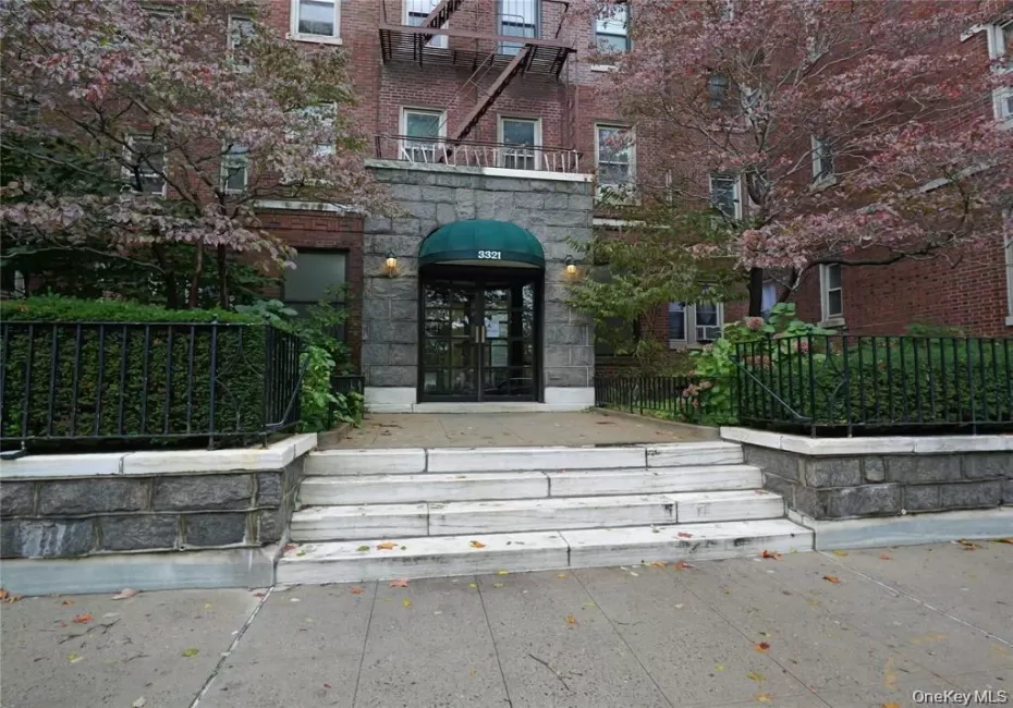 3321 Bruckner Boulevard, New York, NY, 2 Bedrooms Bedrooms, 4 Rooms Rooms,1 BathroomBathrooms,Residential,For Rent,Bruckner,0,959634 3321 Bruckner Boulevard, New York, NY, 2 Bedrooms Bedrooms, 4 Rooms Rooms,1 BathroomBathrooms,Residential,For Rent,Bruckner,0,959634