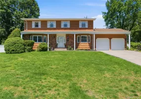 6 Carol Court, Brookhaven, NY, 4 Bedrooms Bedrooms, 9 Rooms Rooms,2 BathroomsBathrooms,Residential,For Rent,Carol,0,1012133 6 Carol Court, Brookhaven, NY, 4 Bedrooms Bedrooms, 9 Rooms Rooms,2 BathroomsBathrooms,Residential,For Rent,Carol,0,1012133
