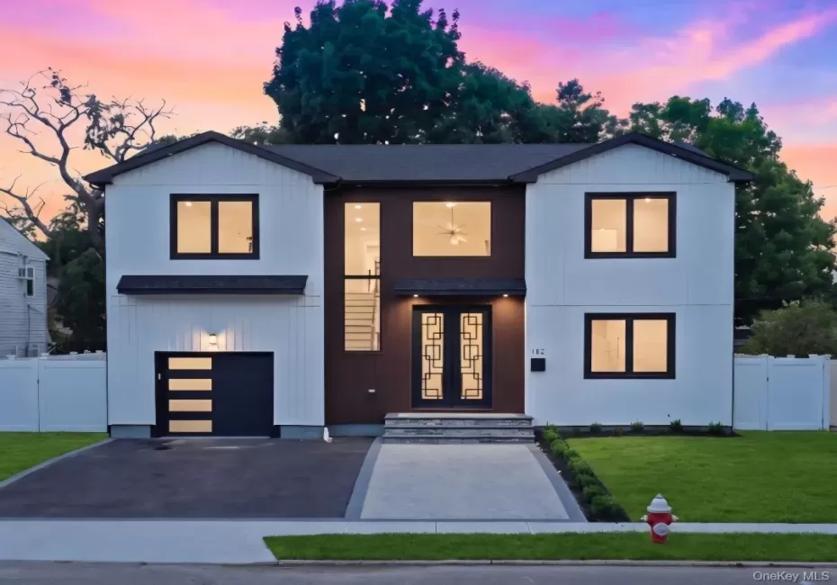 BEAUTIFUL NEW CONSTRUCTION IN SALISBURY! BEAUTIFUL NEW CONSTRUCTION IN SALISBURY!
