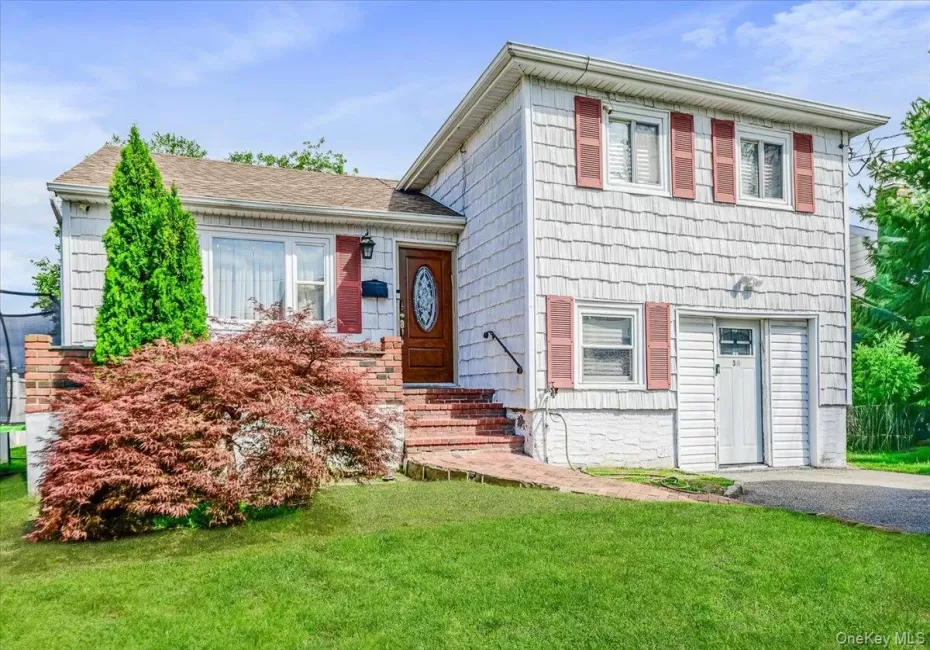 30 Cheshire Road, Hempstead, NY, 4 Bedrooms Bedrooms, 7 Rooms Rooms,2 BathroomsBathrooms,Residential,For Rent,Cheshire,0,1033735 30 Cheshire Road, Hempstead, NY, 4 Bedrooms Bedrooms, 7 Rooms Rooms,2 BathroomsBathrooms,Residential,For Rent,Cheshire,0,1033735