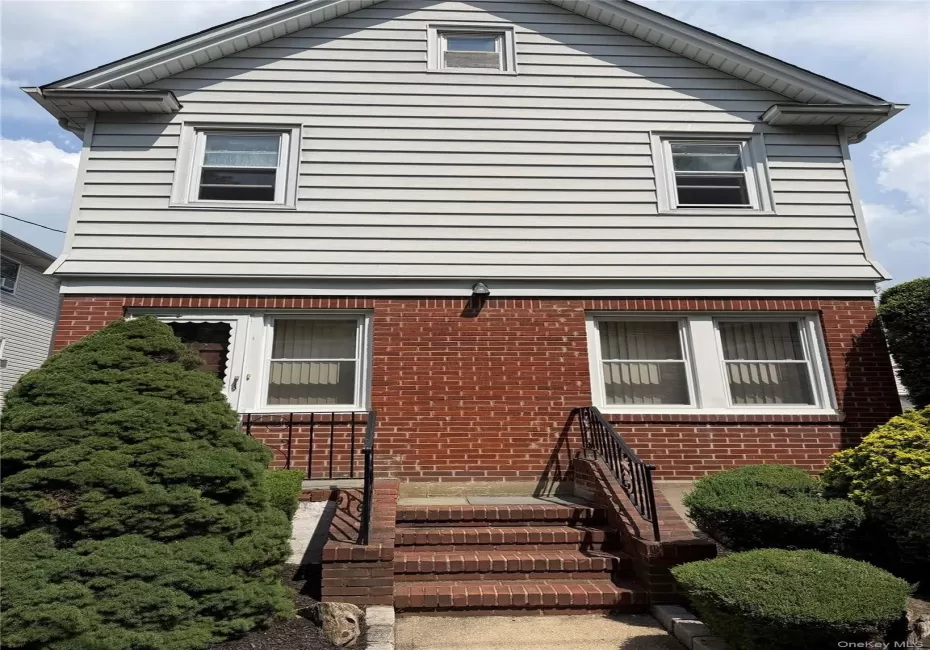 212 Orchard Street, Hempstead, NY, 2 Bedrooms Bedrooms, 5 Rooms Rooms,1 BathroomBathrooms,Residential Lease,For Rent,Orchard,0,1033816 212 Orchard Street, Hempstead, NY, 2 Bedrooms Bedrooms, 5 Rooms Rooms,1 BathroomBathrooms,Residential Lease,For Rent,Orchard,0,1033816