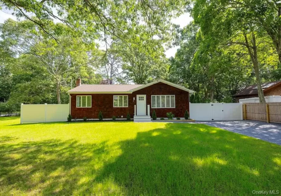 18 EASTERLY Road, Southampton, NY, 3 Bedrooms Bedrooms, 8 Rooms Rooms,2 BathroomsBathrooms,Residential,For Rent,EASTERLY,0,1030424 18 EASTERLY Road, Southampton, NY, 3 Bedrooms Bedrooms, 8 Rooms Rooms,2 BathroomsBathrooms,Residential,For Rent,EASTERLY,0,1030424