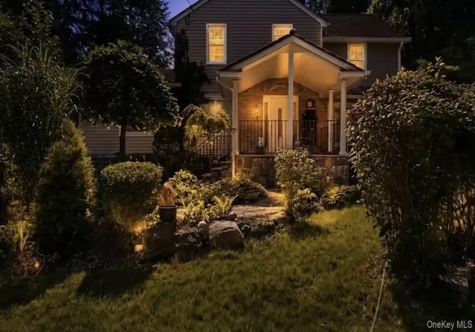 857 Western Highway, Orangetown, NY, 5 Bedrooms Bedrooms, 7 Rooms Rooms,4 BathroomsBathrooms,Residential,For Rent,Western,0,1032617 857 Western Highway, Orangetown, NY, 5 Bedrooms Bedrooms, 7 Rooms Rooms,4 BathroomsBathrooms,Residential,For Rent,Western,0,1032617