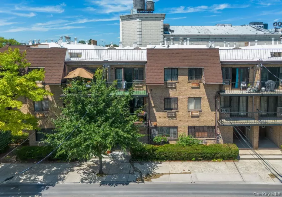 8719 57th Road, New York, NY, 3 Bedrooms Bedrooms, 5 Rooms Rooms,2 BathroomsBathrooms,Residential,For Rent,57th,0,1033798 8719 57th Road, New York, NY, 3 Bedrooms Bedrooms, 5 Rooms Rooms,2 BathroomsBathrooms,Residential,For Rent,57th,0,1033798