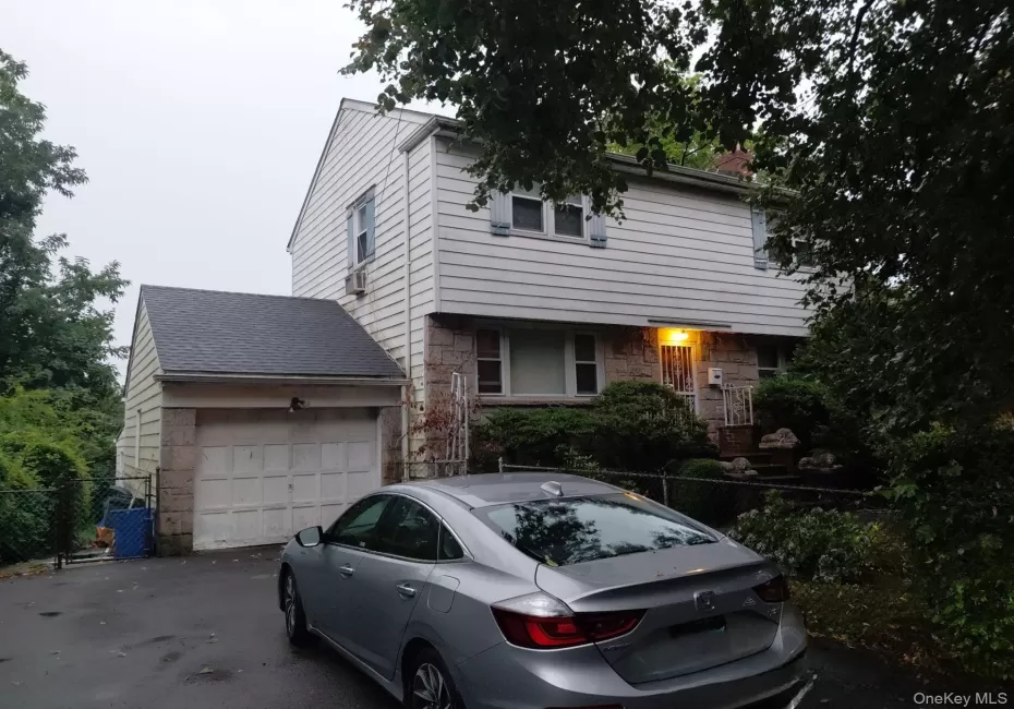 295 Hussey Road, Mount Vernon, NY, 4 Bedrooms Bedrooms, 8 Rooms Rooms,1 BathroomBathrooms,Residential,For Rent,Hussey,0,1034052 295 Hussey Road, Mount Vernon, NY, 4 Bedrooms Bedrooms, 8 Rooms Rooms,1 BathroomBathrooms,Residential,For Rent,Hussey,0,1034052