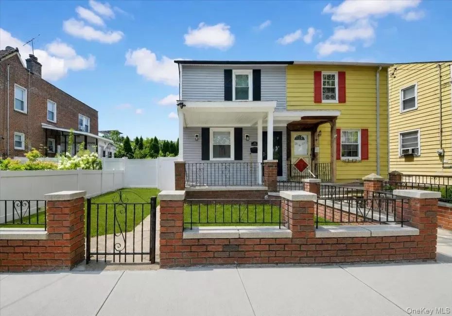 2565 Westervelt Avenue, New York, NY, 3 Bedrooms Bedrooms, 6 Rooms Rooms,1 BathroomBathrooms,Residential,For Rent,Westervelt,0,1033098 2565 Westervelt Avenue, New York, NY, 3 Bedrooms Bedrooms, 6 Rooms Rooms,1 BathroomBathrooms,Residential,For Rent,Westervelt,0,1033098