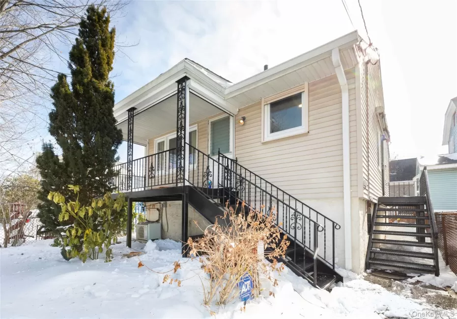 178 Beach Street, New York, NY, 1 Bedroom Bedrooms, 4 Rooms Rooms,1 BathroomBathrooms,Residential,For Rent,Beach,0,1033601 178 Beach Street, New York, NY, 1 Bedroom Bedrooms, 4 Rooms Rooms,1 BathroomBathrooms,Residential,For Rent,Beach,0,1033601