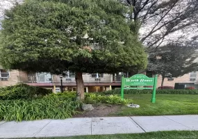 157 Hempstead Avenue, Hempstead, NY, 1 Bedroom Bedrooms, 4 Rooms Rooms,1 BathroomBathrooms,Residential Lease,For Rent,Hempstead,0,1034203 157 Hempstead Avenue, Hempstead, NY, 1 Bedroom Bedrooms, 4 Rooms Rooms,1 BathroomBathrooms,Residential Lease,For Rent,Hempstead,0,1034203