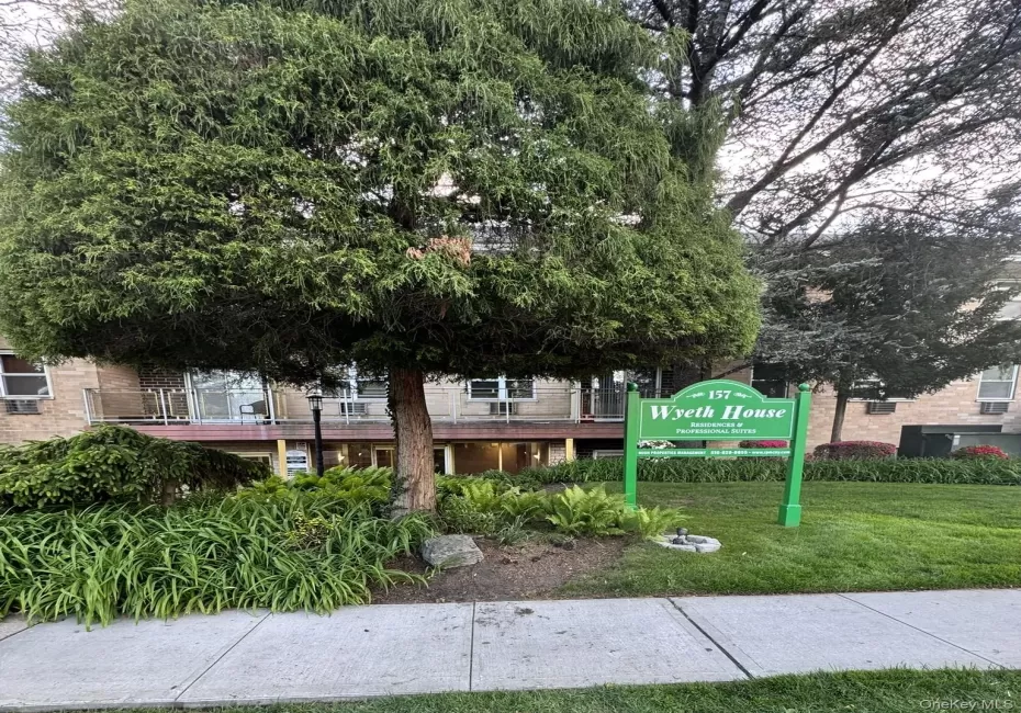 157 Hempstead Avenue, Hempstead, NY, 1 Bedroom Bedrooms, 4 Rooms Rooms,1 BathroomBathrooms,Residential Lease,For Rent,Hempstead,0,1034203 157 Hempstead Avenue, Hempstead, NY, 1 Bedroom Bedrooms, 4 Rooms Rooms,1 BathroomBathrooms,Residential Lease,For Rent,Hempstead,0,1034203