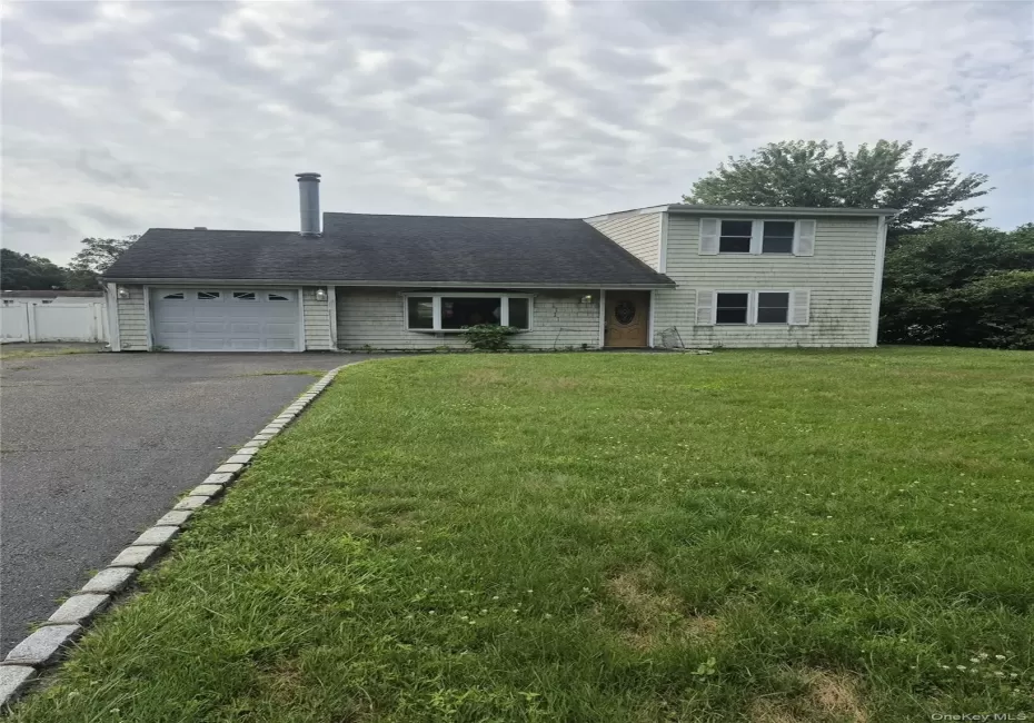 2 Wendy Road, Brookhaven, NY, 3 Bedrooms Bedrooms, 6 Rooms Rooms,2 BathroomsBathrooms,Residential,For Rent,Wendy,0,1033188 2 Wendy Road, Brookhaven, NY, 3 Bedrooms Bedrooms, 6 Rooms Rooms,2 BathroomsBathrooms,Residential,For Rent,Wendy,0,1033188