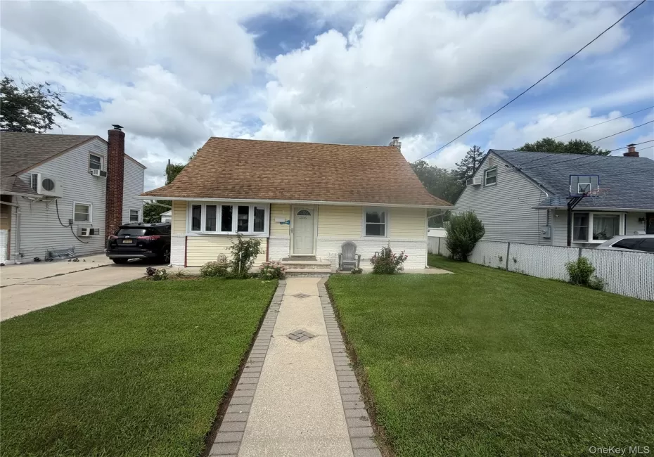 1556 Adams Street, Hempstead, NY, 4 Bedrooms Bedrooms, 8 Rooms Rooms,2 BathroomsBathrooms,Residential,For Rent,Adams,0,1034086 1556 Adams Street, Hempstead, NY, 4 Bedrooms Bedrooms, 8 Rooms Rooms,2 BathroomsBathrooms,Residential,For Rent,Adams,0,1034086