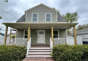 126 Main Street, Gardiner, NY, 3 Bedrooms Bedrooms, 6 Rooms Rooms,1 BathroomBathrooms,Residential Lease,For Rent,Main,0,1033205 126 Main Street, Gardiner, NY, 3 Bedrooms Bedrooms, 6 Rooms Rooms,1 BathroomBathrooms,Residential Lease,For Rent,Main,0,1033205