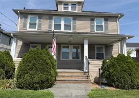 39 Wolfle Street, Glen Cove, NY, 2 Bedrooms Bedrooms, 4 Rooms Rooms,1 BathroomBathrooms,Residential Lease,For Rent,Wolfle,0,1034418 39 Wolfle Street, Glen Cove, NY, 2 Bedrooms Bedrooms, 4 Rooms Rooms,1 BathroomBathrooms,Residential Lease,For Rent,Wolfle,0,1034418