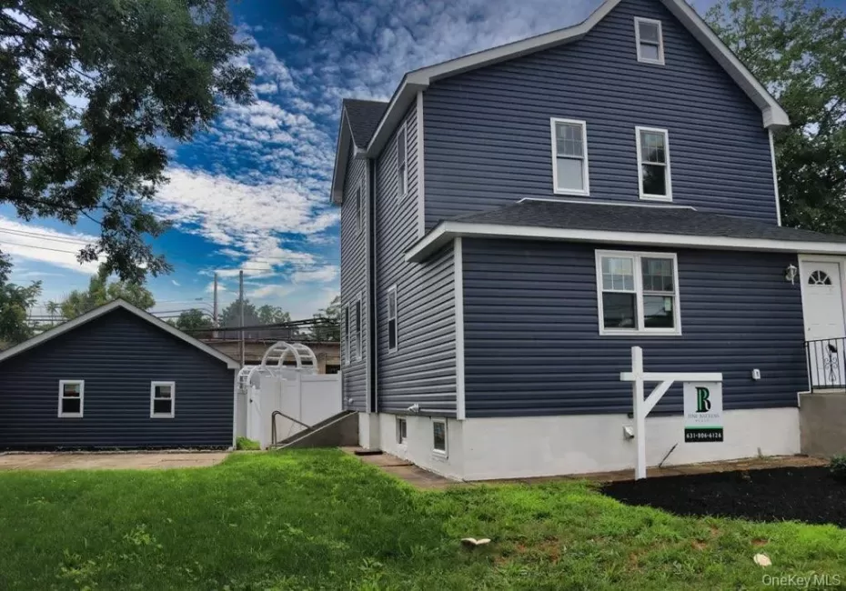 21 Randall Avenue, Hempstead, NY, 4 Bedrooms Bedrooms, 7 Rooms Rooms,2 BathroomsBathrooms,Residential,For Rent,Randall,0,1034403 21 Randall Avenue, Hempstead, NY, 4 Bedrooms Bedrooms, 7 Rooms Rooms,2 BathroomsBathrooms,Residential,For Rent,Randall,0,1034403