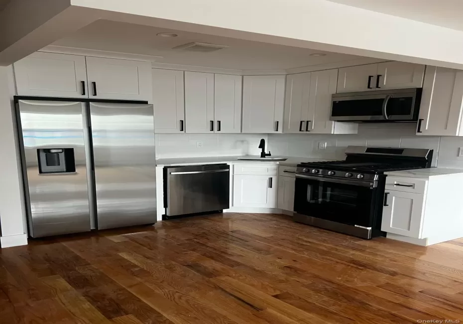 628 Beach Street, New York, NY, 3 Bedrooms Bedrooms, 5 Rooms Rooms,2 BathroomsBathrooms,Residential Lease,For Rent,Beach,0,1034357 628 Beach Street, New York, NY, 3 Bedrooms Bedrooms, 5 Rooms Rooms,2 BathroomsBathrooms,Residential Lease,For Rent,Beach,0,1034357