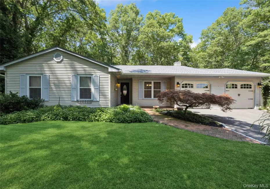 9 Grove Avenue, Brookhaven, NY, 3 Bedrooms Bedrooms, 8 Rooms Rooms,2 BathroomsBathrooms,Residential,For Rent,Grove,0,1034311 9 Grove Avenue, Brookhaven, NY, 3 Bedrooms Bedrooms, 8 Rooms Rooms,2 BathroomsBathrooms,Residential,For Rent,Grove,0,1034311