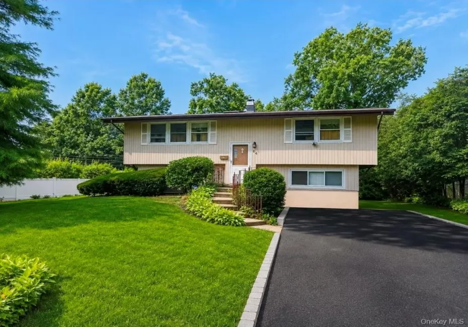24 Deepdale Drive, Smithtown, NY, 3 Bedrooms Bedrooms, 8 Rooms Rooms,2 BathroomsBathrooms,Residential,For Rent,Deepdale,0,1034399 24 Deepdale Drive, Smithtown, NY, 3 Bedrooms Bedrooms, 8 Rooms Rooms,2 BathroomsBathrooms,Residential,For Rent,Deepdale,0,1034399