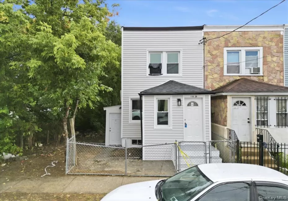 11829 154th Street, New York, NY, 3 Bedrooms Bedrooms, 8 Rooms Rooms,2 BathroomsBathrooms,Residential,For Rent,154th,0,1033492 11829 154th Street, New York, NY, 3 Bedrooms Bedrooms, 8 Rooms Rooms,2 BathroomsBathrooms,Residential,For Rent,154th,0,1033492