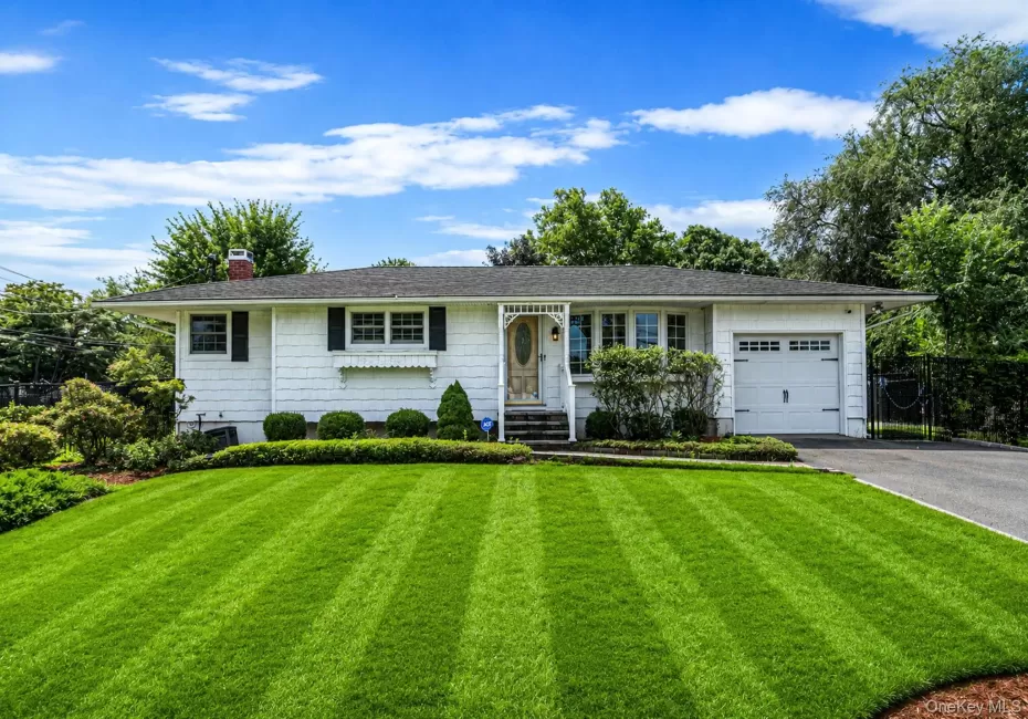 16 Jackson Avenue, Brookhaven, NY, 3 Bedrooms Bedrooms, 8 Rooms Rooms,1 BathroomBathrooms,Residential,For Rent,Jackson,0,1034301 16 Jackson Avenue, Brookhaven, NY, 3 Bedrooms Bedrooms, 8 Rooms Rooms,1 BathroomBathrooms,Residential,For Rent,Jackson,0,1034301