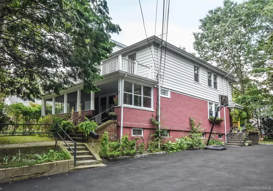 5 Titus Road, Glen Cove, NY, 2 Bedrooms Bedrooms, 4 Rooms Rooms,1 BathroomBathrooms,Residential Lease,For Rent,Titus,0,1034031 5 Titus Road, Glen Cove, NY, 2 Bedrooms Bedrooms, 4 Rooms Rooms,1 BathroomBathrooms,Residential Lease,For Rent,Titus,0,1034031