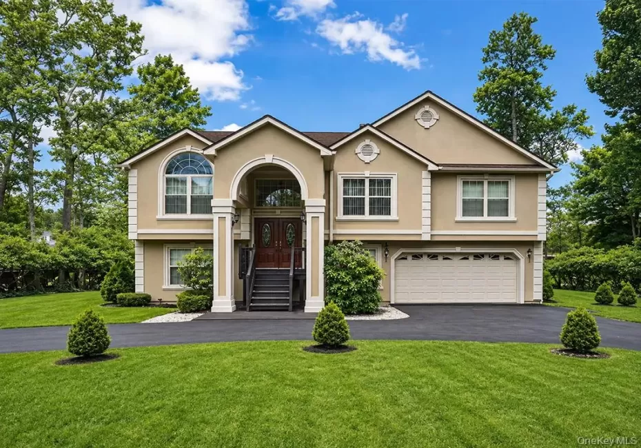 61 Lake Shore Drive West, Thompson, NY, 6 Bedrooms Bedrooms, 10 Rooms Rooms,3 BathroomsBathrooms,Residential,For Rent,Lake Shore Drive West,0,1034438 61 Lake Shore Drive West, Thompson, NY, 6 Bedrooms Bedrooms, 10 Rooms Rooms,3 BathroomsBathrooms,Residential,For Rent,Lake Shore Drive West,0,1034438