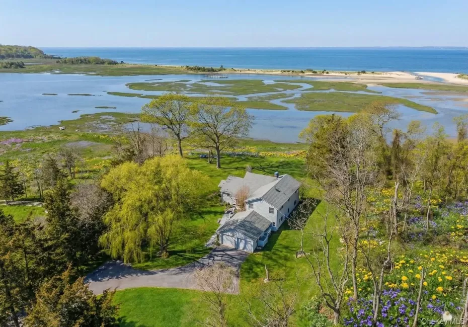 5 Shore Drive, Brookhaven, NY, 4 Bedrooms Bedrooms, 8 Rooms Rooms,2 BathroomsBathrooms,Residential,For Rent,Shore,0,960930 5 Shore Drive, Brookhaven, NY, 4 Bedrooms Bedrooms, 8 Rooms Rooms,2 BathroomsBathrooms,Residential,For Rent,Shore,0,960930