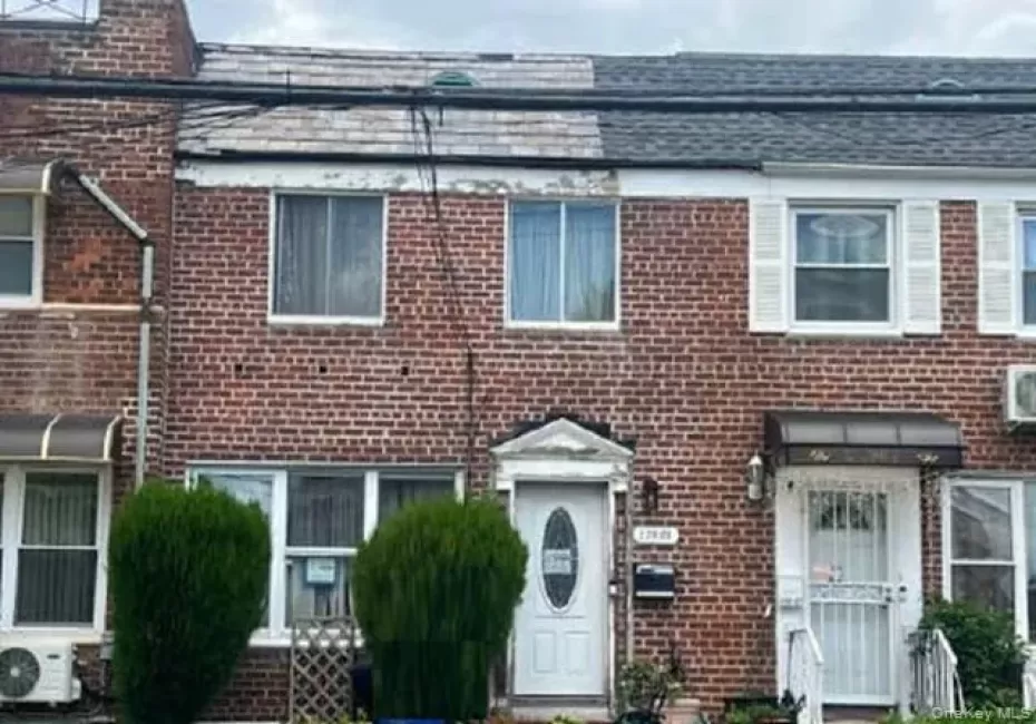 229 05 141st Avenue, New York, NY, 3 Bedrooms Bedrooms, 6 Rooms Rooms,2 BathroomsBathrooms,Residential,For Rent,141st,0,1012013 229 05 141st Avenue, New York, NY, 3 Bedrooms Bedrooms, 6 Rooms Rooms,2 BathroomsBathrooms,Residential,For Rent,141st,0,1012013