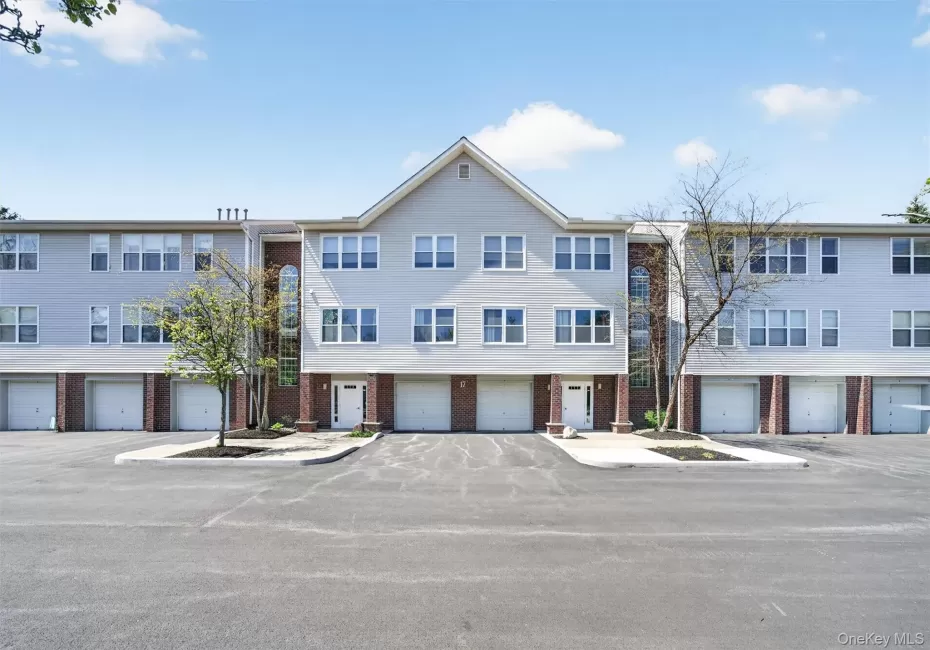 66 Deer Ct Drive, Middletown, NY, 2 Bedrooms Bedrooms, 5 Rooms Rooms,2 BathroomsBathrooms,Residential,For Rent,Deer Ct,0,990896 66 Deer Ct Drive, Middletown, NY, 2 Bedrooms Bedrooms, 5 Rooms Rooms,2 BathroomsBathrooms,Residential,For Rent,Deer Ct,0,990896