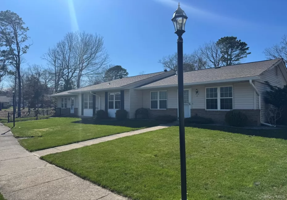 368 Woodbridge Drive, Brookhaven, NY, 2 Bedrooms Bedrooms, 6 Rooms Rooms,1 BathroomBathrooms,Residential,For Rent,Woodbridge,0,1027091 368 Woodbridge Drive, Brookhaven, NY, 2 Bedrooms Bedrooms, 6 Rooms Rooms,1 BathroomBathrooms,Residential,For Rent,Woodbridge,0,1027091